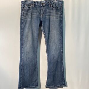 GUESS Women's Foxy Flare Jeans